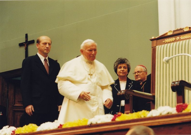 Powitalne przemówienie podczas wizyty Jana Pawła II w Sejmie